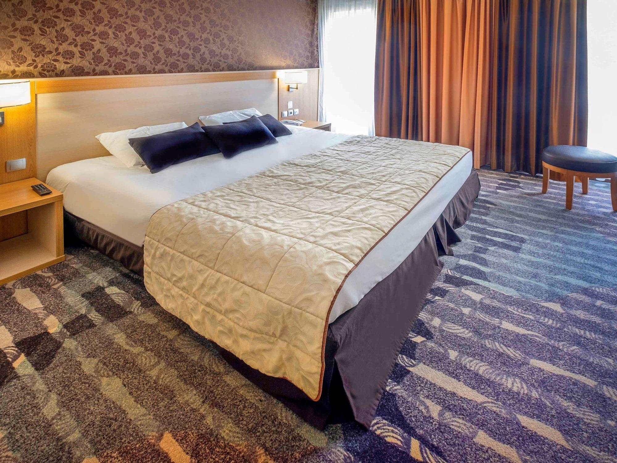 Mercure Rouen Centre Champ De Mars Eksteriør billede